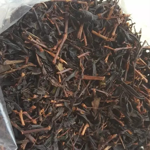 چای ساقه بهاره لاهیجان ۱۴۰۵ - دمکشیده در فلاسک